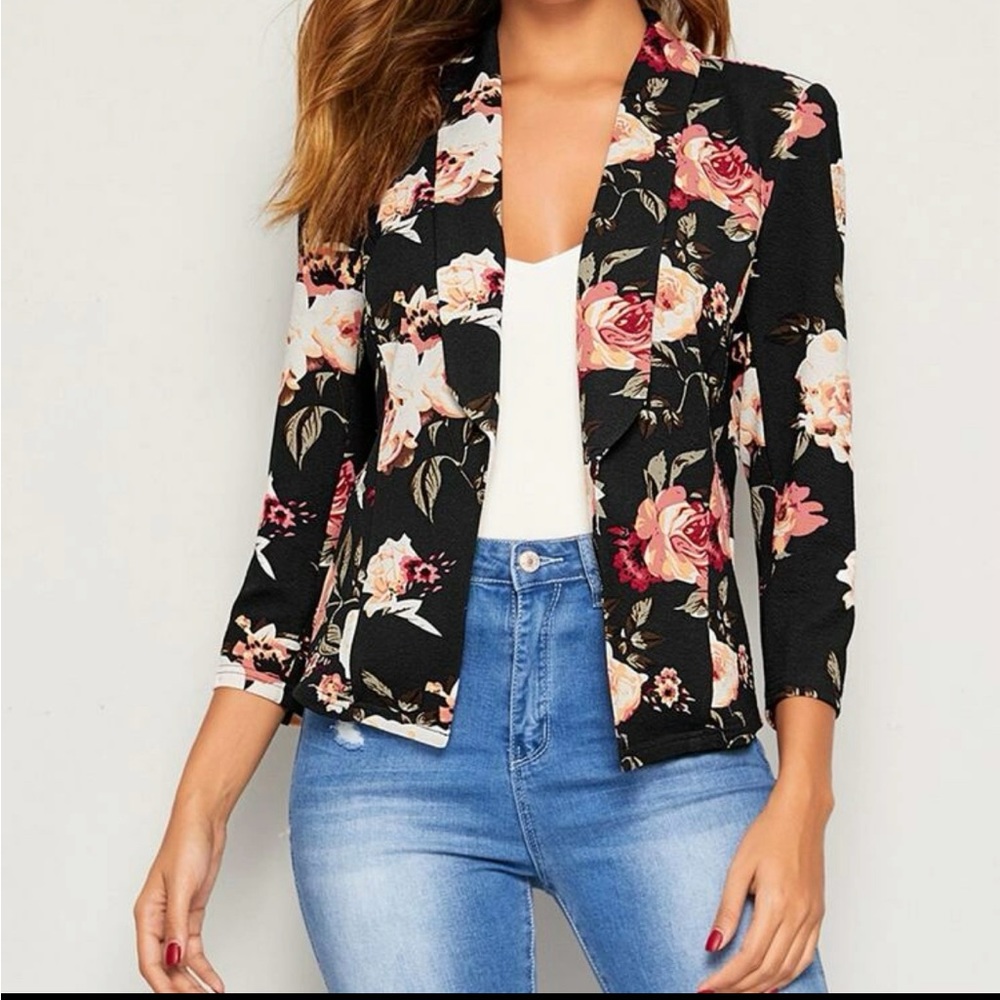 Never worn floral blazer